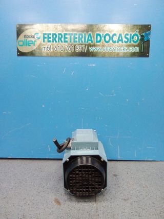 Motor ABB 0.55 kW 800rpm Trifásico