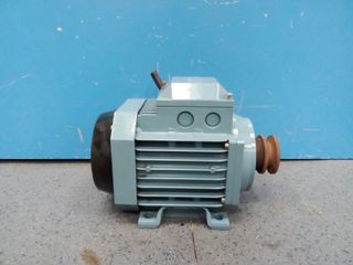 Motor ABB 0.55 kW 800rpm Trifásico