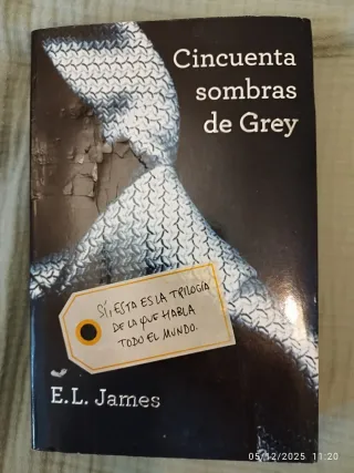 CINCUENTA SOMBRAS DE GREY