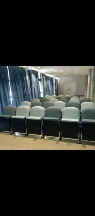 Rivestimento di sedie, pouf, poltrone, riparazioni