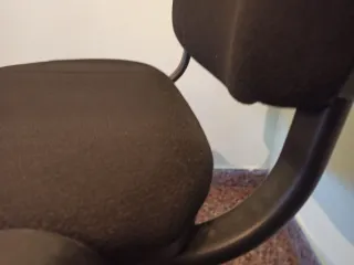 Silla de oficina negra