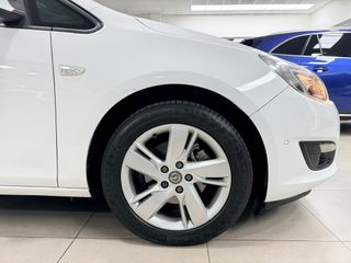Opel Astra 2.0 CDTI 165 CV SELECTIVE 17" 2015