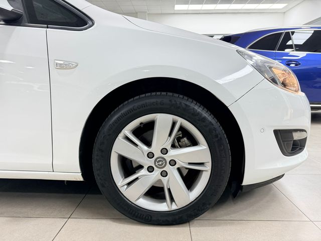 Opel Astra 2.0 CDTI 165 CV SELECTIVE 17" 2015