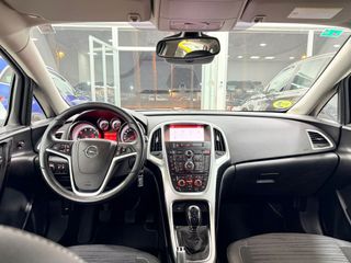 Opel Astra 2.0 CDTI 165 CV SELECTIVE 17" 2015