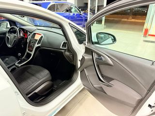 Opel Astra 2.0 CDTI 165 CV SELECTIVE 17" 2015