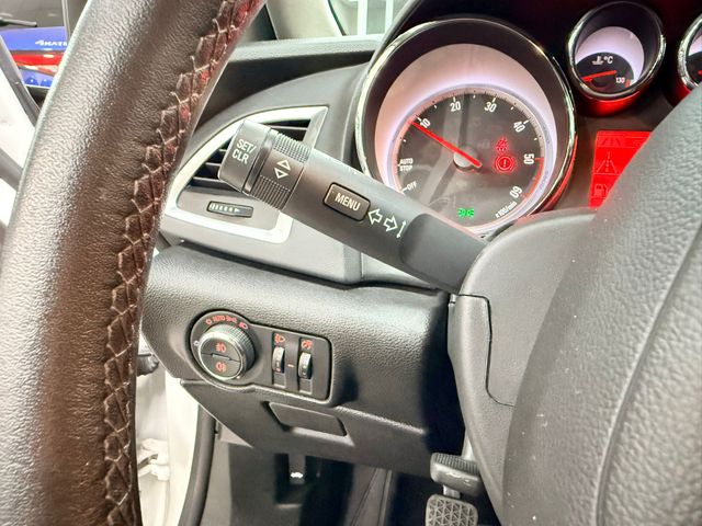 Opel Astra 2.0 CDTI 165 CV SELECTIVE 17" 2015