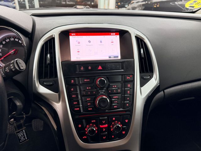 Opel Astra 2.0 CDTI 165 CV SELECTIVE 17" 2015