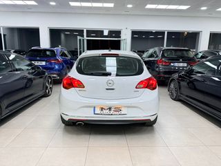 Opel Astra 2.0 CDTI 165 CV SELECTIVE 17" 2015