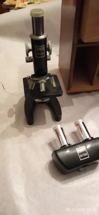 Microscopio Zenith 80x-1200x Antiguo