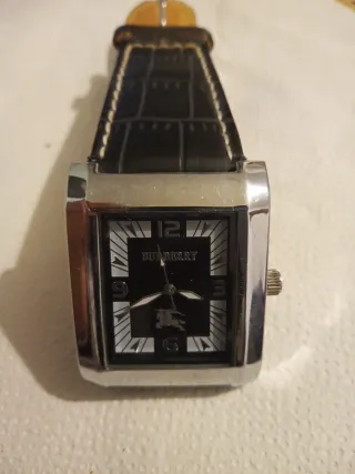 Reloj Burberry Cuarzo Negro .