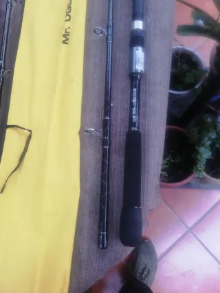 Pesca 2 Cañas Mr. Ugly