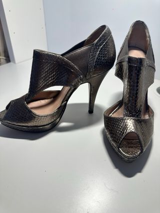 Zapatos tacón Gloria Ortiz Talla 37