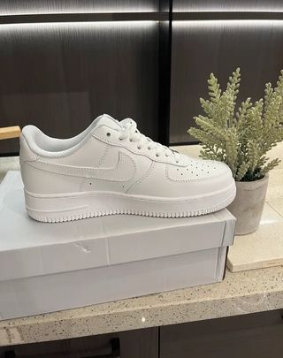 Air     force     1    Low     '07 blanco talla 45