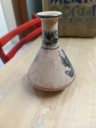 Jarrón estilo griego antiguo