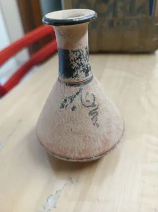 Jarrón estilo griego antiguo