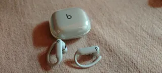Beats Powerbeats Pro 2