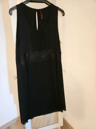 Vestito nero elegante