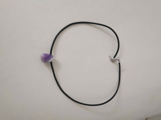 Collar Piel Negro con Piedra