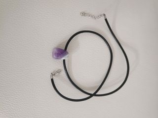 Collar Piel Negro con Piedra