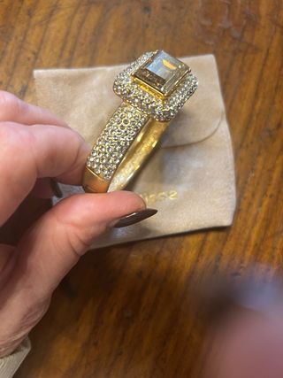 Bellissimo bracciale rigido con quarzo citrino