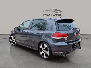 Volkswagen Golf 2.0 TSI 210cv DSG 6 vel GTI