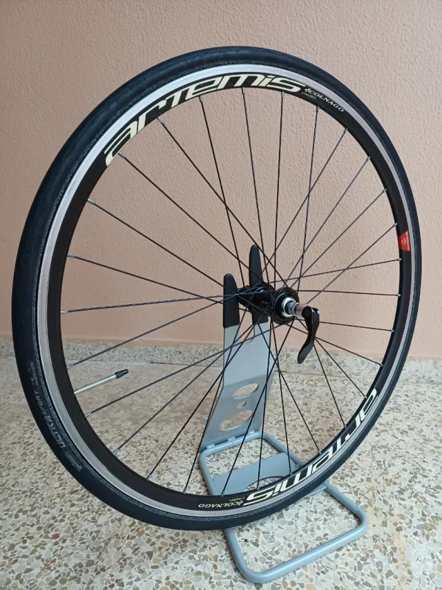 Colnago Artemis -Ruedas-