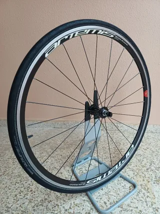 Colnago Artemis -Ruedas-