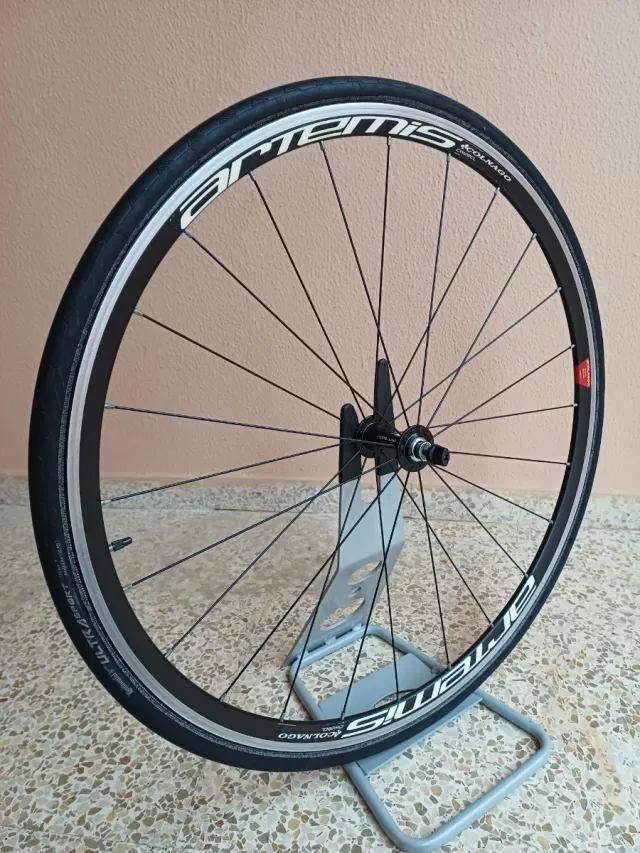 Colnago Artemis -Ruedas-