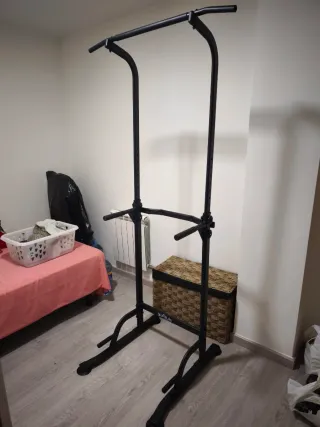 Barra dominadas, fondos y flexiones