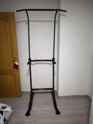 Barra dominadas, fondos y flexiones