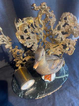 Reloj de mesa con figura de pato