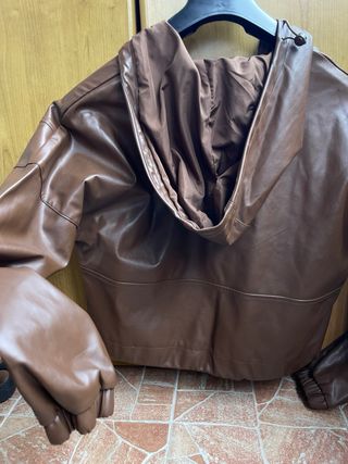 Giacca in ecopelle marrone taglia S