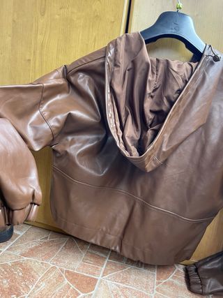 Giacca in ecopelle marrone taglia S