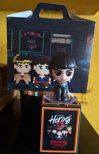 Figura Mike Stranger Things Caja