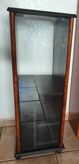 Mueble para minicadena cristal y madera