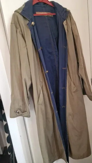 Gabardina reversible verde oliva y azul larga Glob