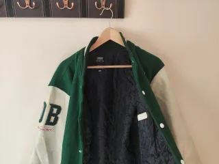 Chaqueta de fútbol americano verde