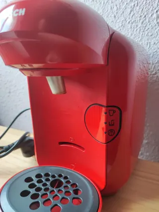 Cafetera Bosch Roja