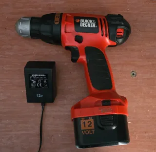 Taladro Black & Decker 12V