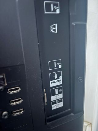 Televisor Sony KDL-40EX520 con mando universal