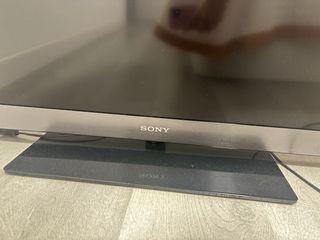 Televisor Sony KDL-40EX520 con mando universal