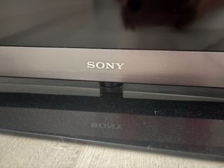 Televisor Sony KDL-40EX520 con mando universal