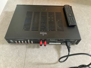 Amplificador Cambridge Audio Topaz AM10 Negro