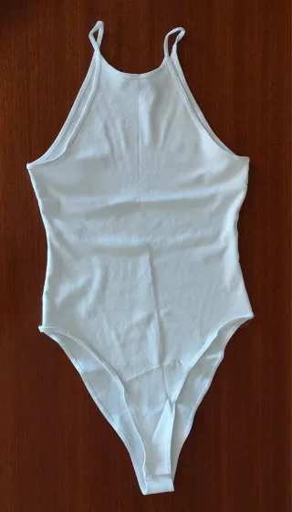 Body tirantes cuello halter blanco talla M Zara
