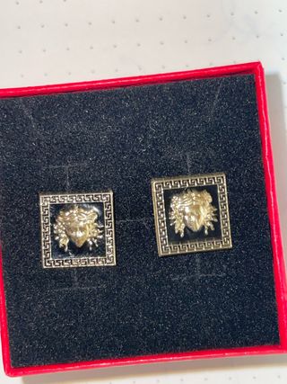 pendientes cuadrados en oro 18k