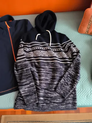 Conjunto 2 Jerséis Chico azules y Multicolor