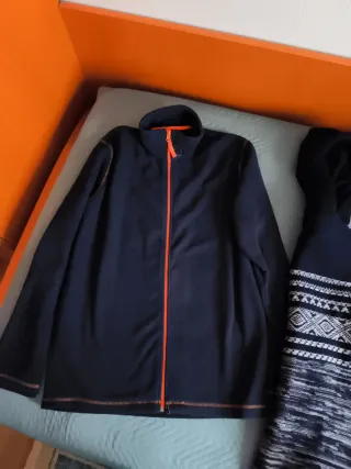 Conjunto 2 Jerséis Chico azules y Multicolor