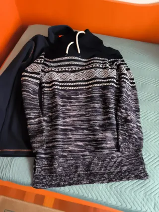 Conjunto 2 Jerséis Chico azules y Multicolor