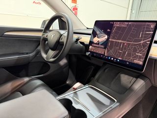 Tesla Model Y Gran Autonomía 4WD