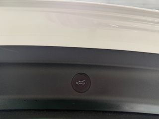 Tesla Model Y Gran Autonomía 4WD